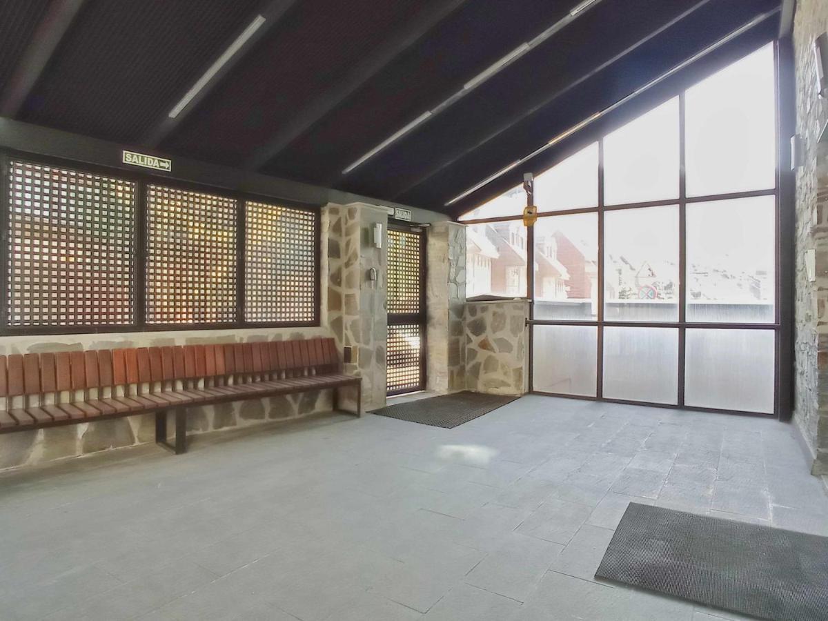 סיירה נבדה Estudio Superior Serraneu מראה חיצוני תמונה